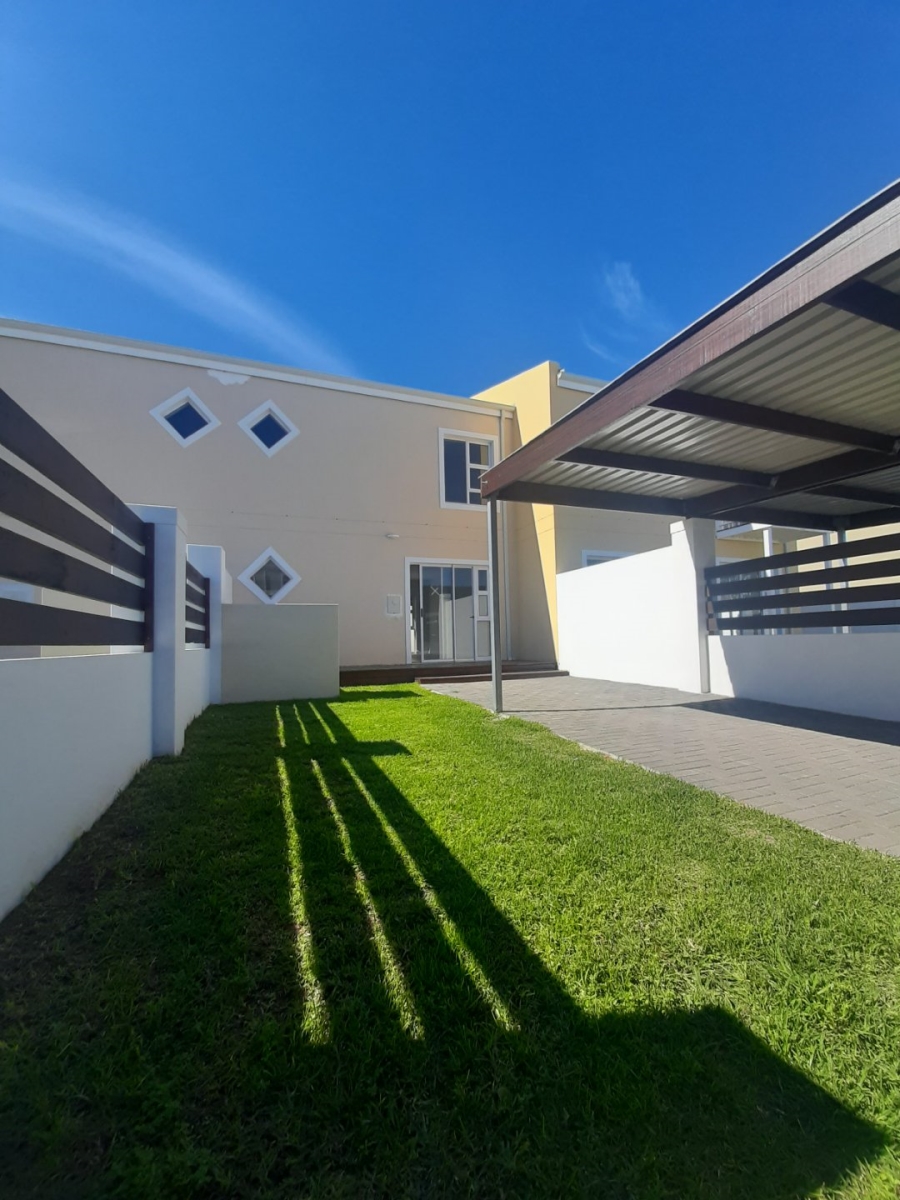 To Let 2 Bedroom Property for Rent in Parsonsvlei Eastern Cape